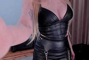ToxicBlonde Cam