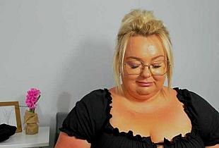 HazelKitty Cam